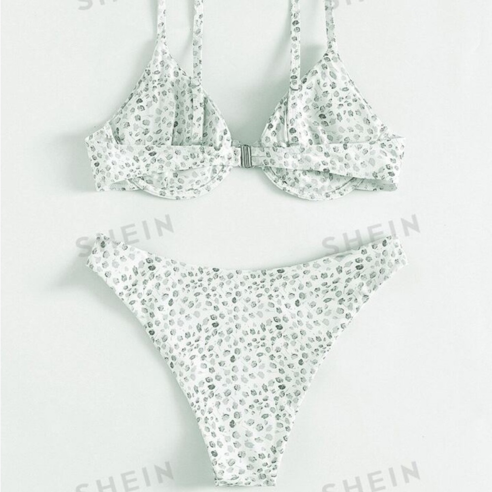 Leaf pattern bikini - Picture 2 of 4